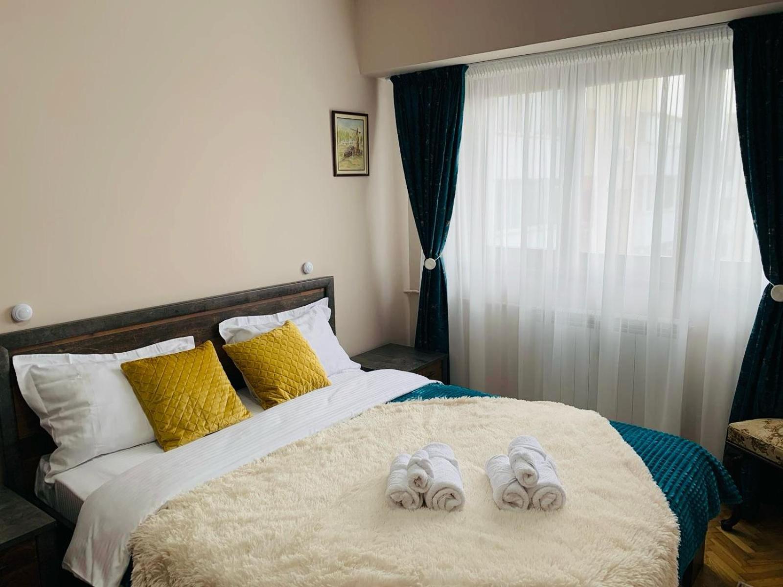 Sofiart Apartment Bukares Bagian luar foto